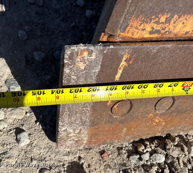 image for item EP2909 1991 Caterpillar D4H dozer