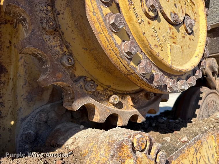 image for item EP2909 1991 Caterpillar D4H dozer