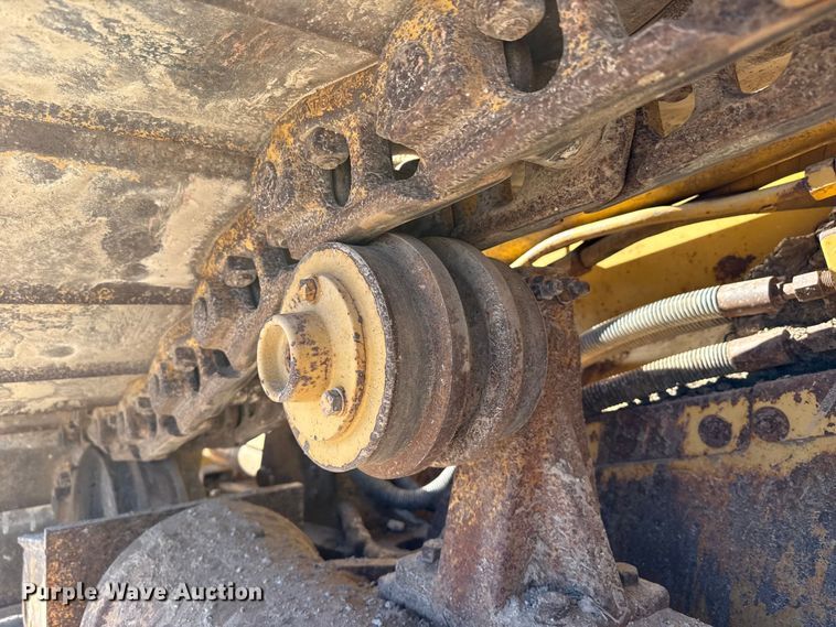 image for item EP2909 1991 Caterpillar D4H dozer