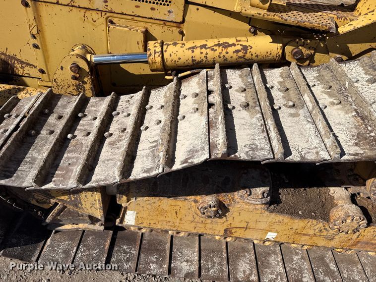 image for item EP2909 1991 Caterpillar D4H dozer