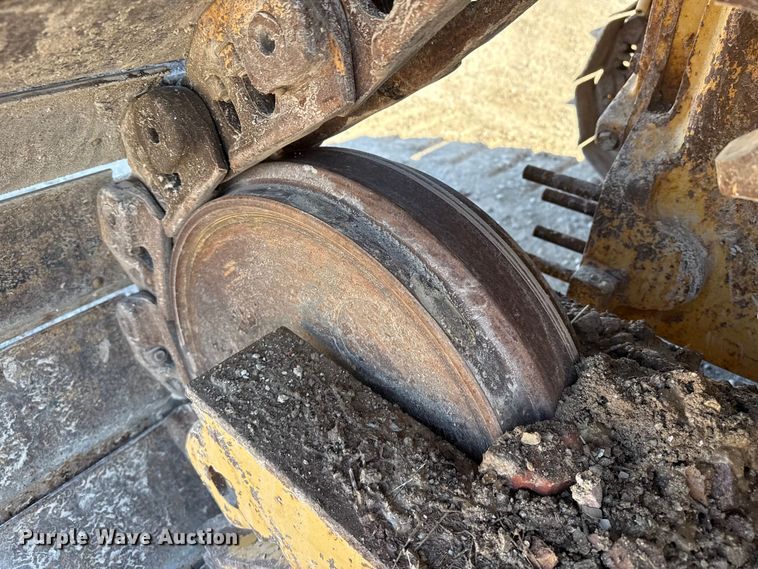 image for item EP2909 1991 Caterpillar D4H dozer