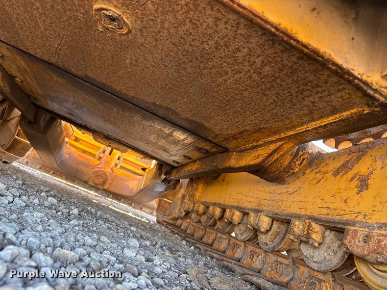 image for item EP2910 1992 Caterpillar D4H dozer