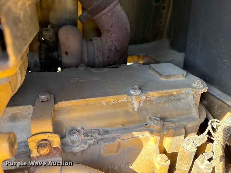 image for item EP2910 1992 Caterpillar D4H dozer