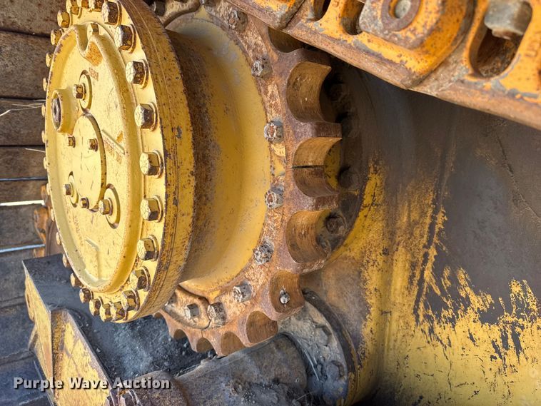 image for item EP2910 1992 Caterpillar D4H dozer