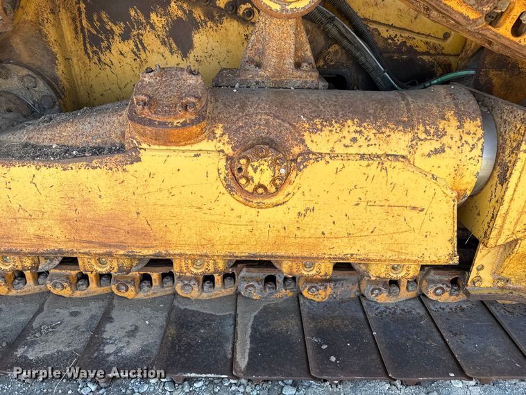 image for item EP2910 1992 Caterpillar D4H dozer
