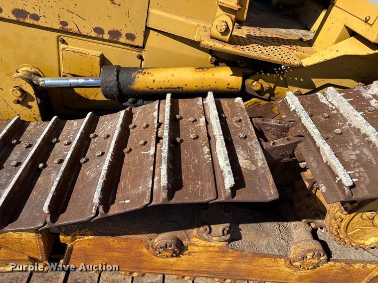 image for item EP2910 1992 Caterpillar D4H dozer