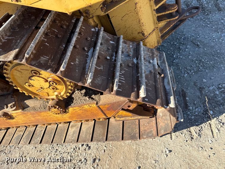 image for item EP2910 1992 Caterpillar D4H dozer