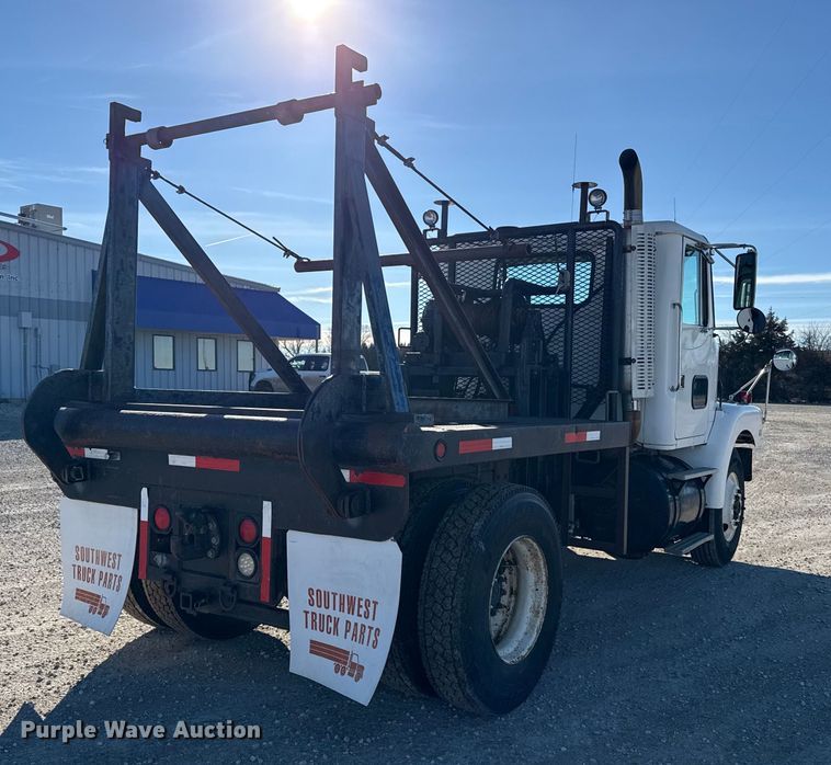 image for item EP2911 1996 Volvo reel truck