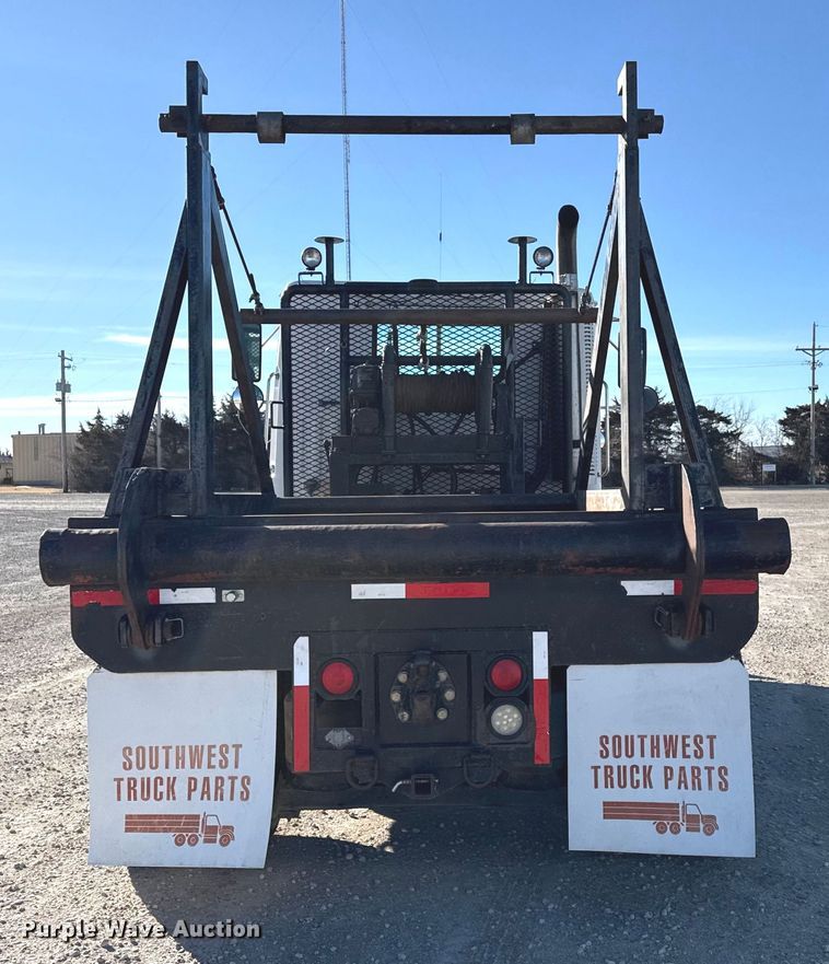 image for item EP2911 1996 Volvo reel truck