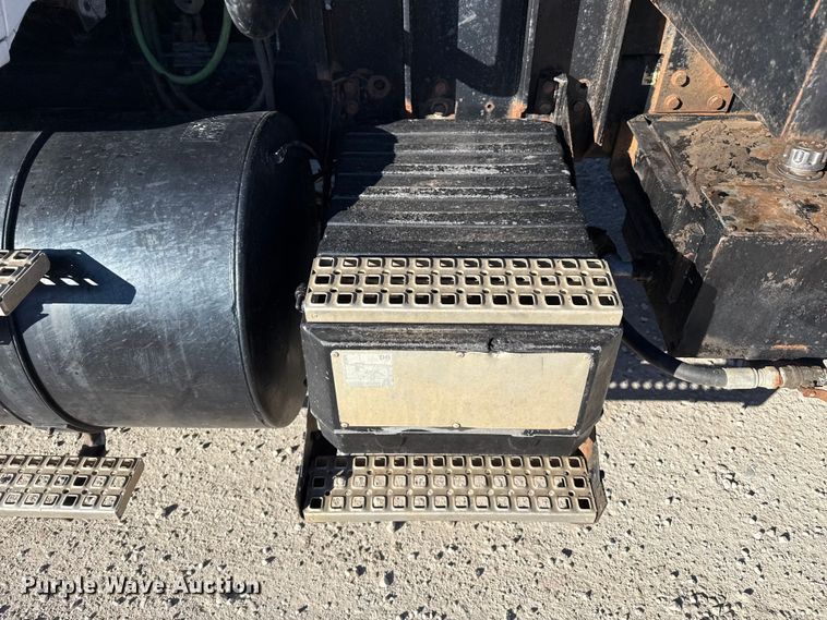 image for item EP2911 1996 Volvo reel truck