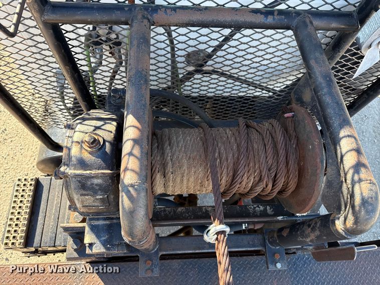 image for item EP2911 1996 Volvo reel truck