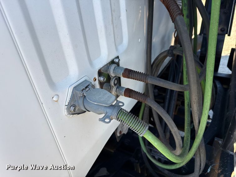 image for item EP2911 1996 Volvo reel truck