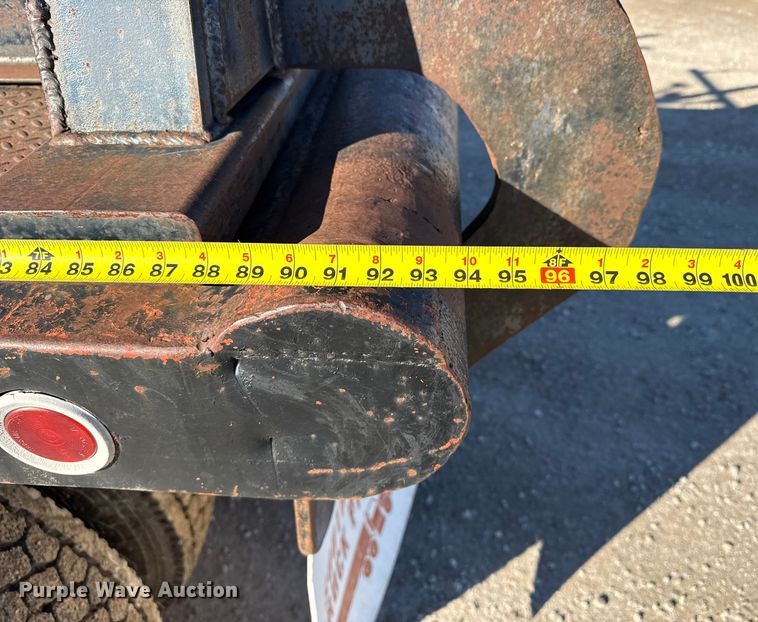 image for item EP2911 1996 Volvo reel truck