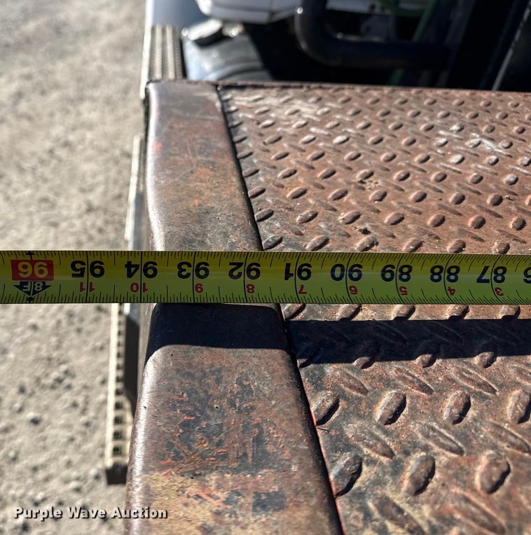 image for item EP2911 1996 Volvo reel truck