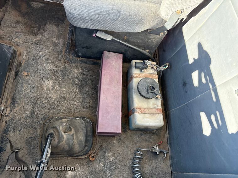 image for item EP2911 1996 Volvo reel truck