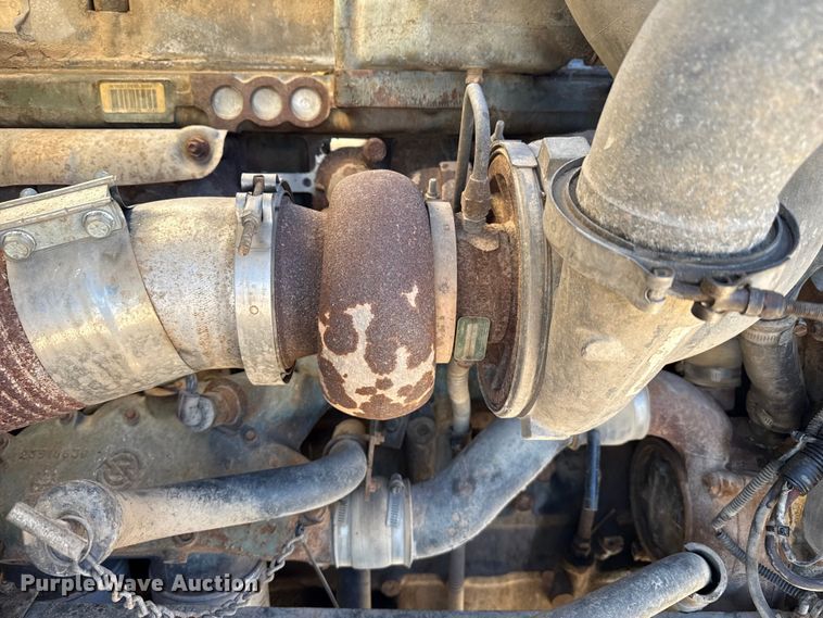 image for item EP2911 1996 Volvo reel truck