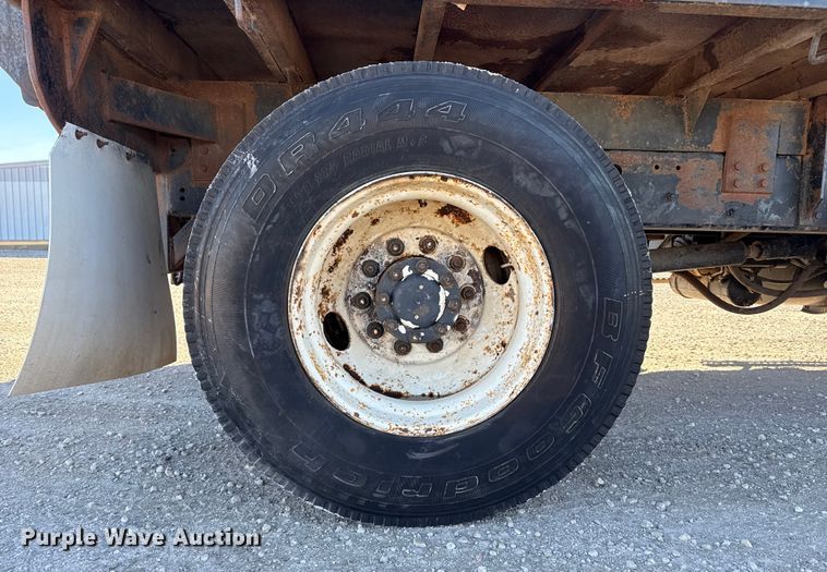 image for item EP2911 1996 Volvo reel truck