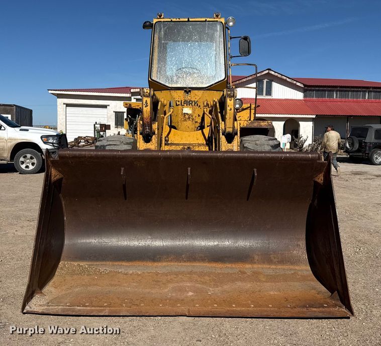 image for item EP2912 Clark 75C wheel loader