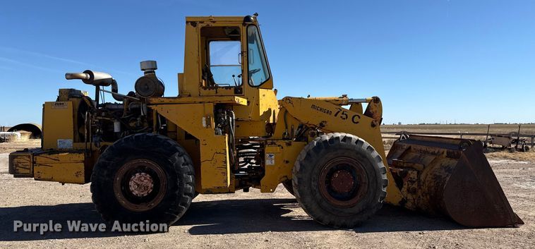 image for item EP2912 Clark 75C wheel loader