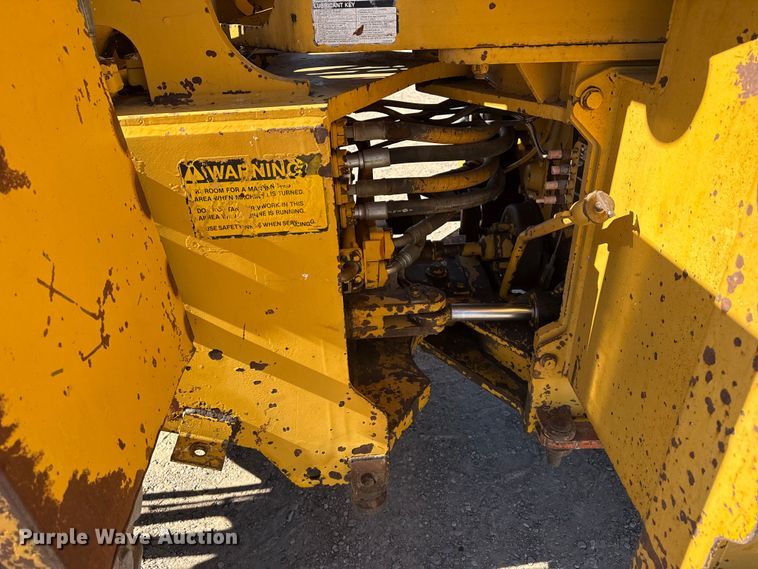 image for item EP2912 Clark 75C wheel loader