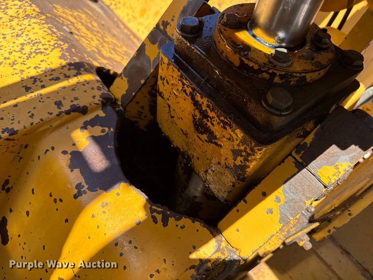 image for item EP2912 Clark 75C wheel loader