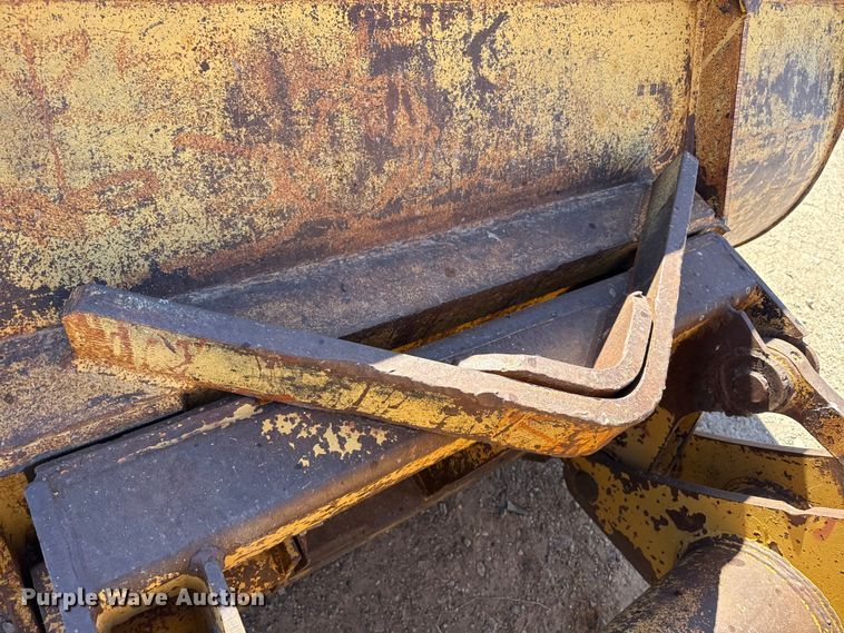 image for item EP2912 Clark 75C wheel loader