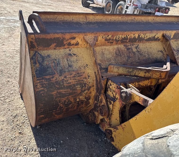 image for item EP2912 Clark 75C wheel loader