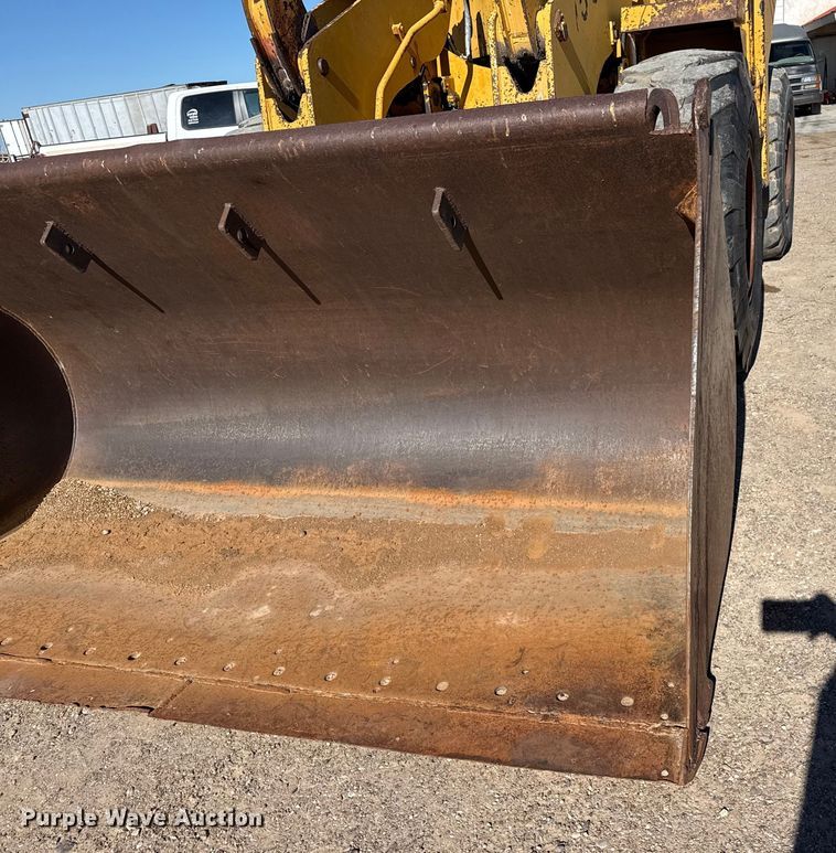 image for item EP2912 Clark 75C wheel loader