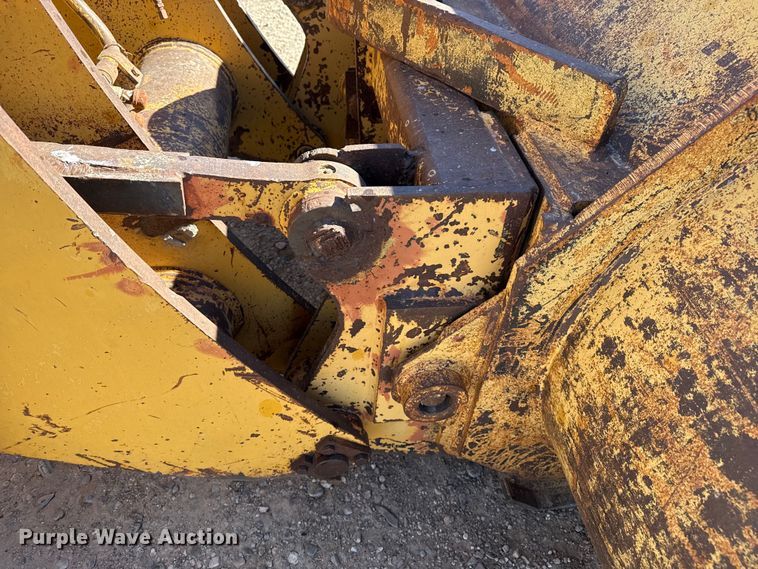 image for item EP2912 Clark 75C wheel loader