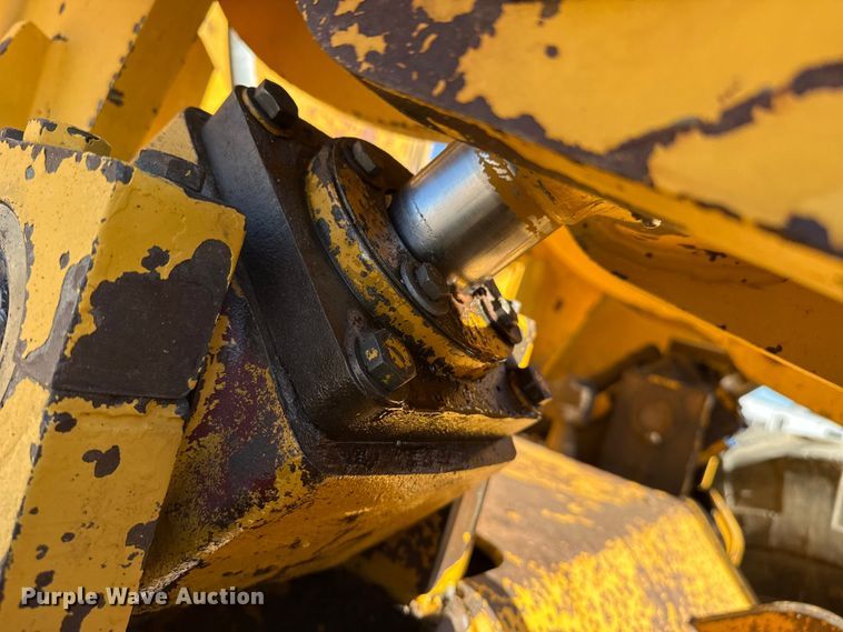 image for item EP2912 Clark 75C wheel loader