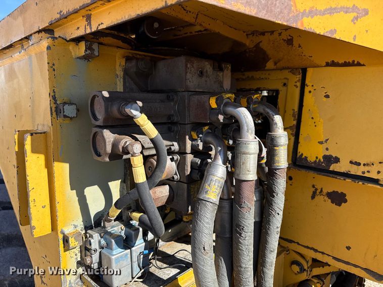 image for item EP2912 Clark 75C wheel loader