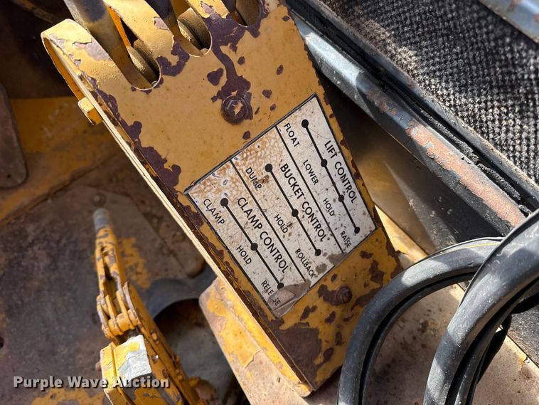 image for item EP2912 Clark 75C wheel loader