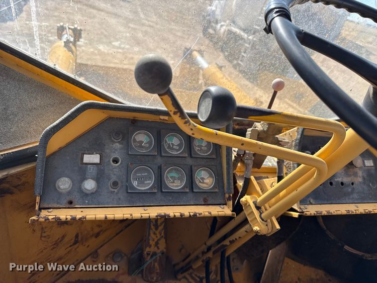 image for item EP2912 Clark 75C wheel loader