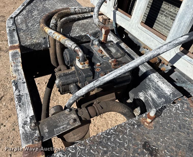 image for item EP2913 1986 International F2674 ready mix truck