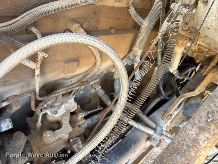 image for item EP2913 1986 International F2674 ready mix truck