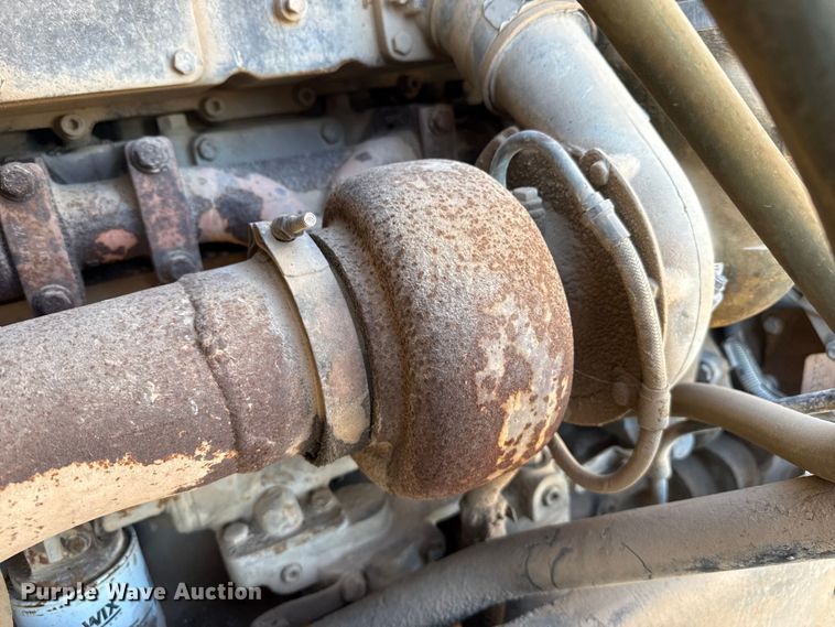 image for item EP2913 1986 International F2674 ready mix truck