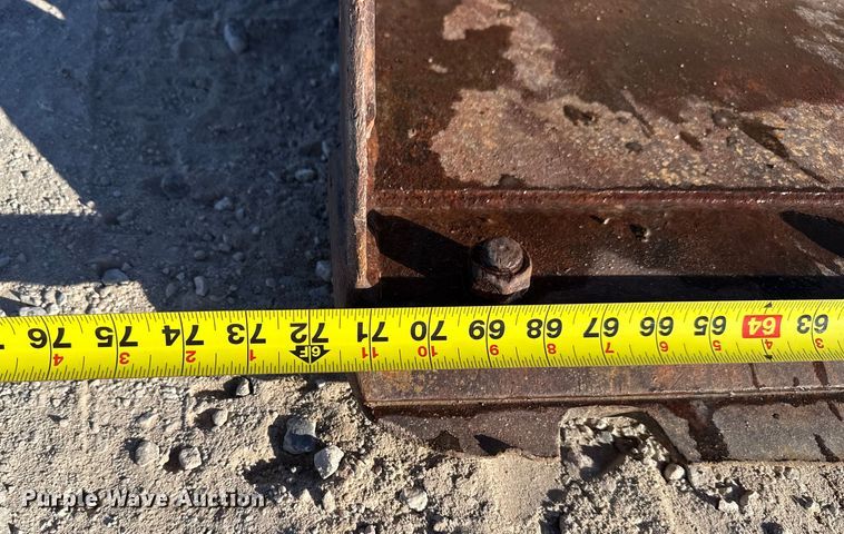 image for item EP2914 2019 John Deere 324G skid steer loader