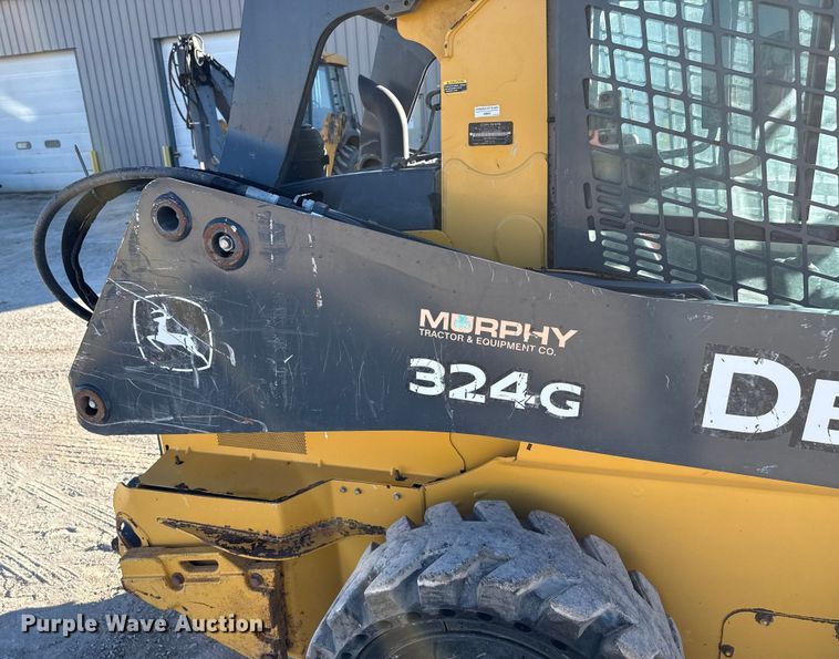 image for item EP2914 2019 John Deere 324G skid steer loader
