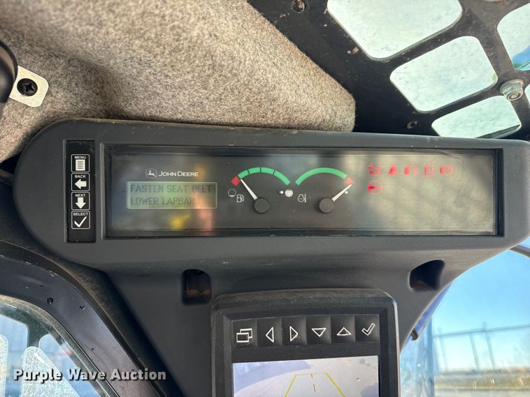 image for item EP2914 2019 John Deere 324G skid steer loader