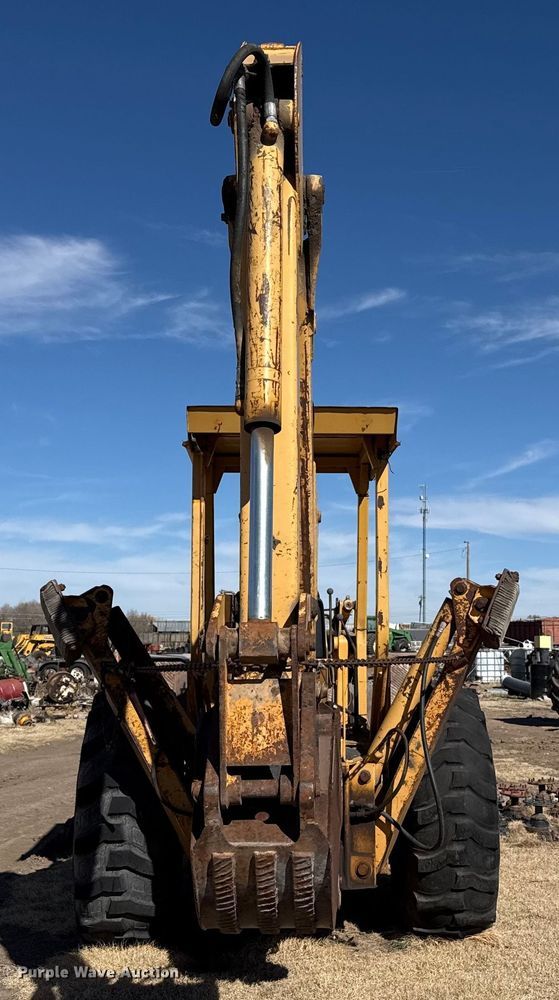 image for item EP2918 Ford 555 backhoe