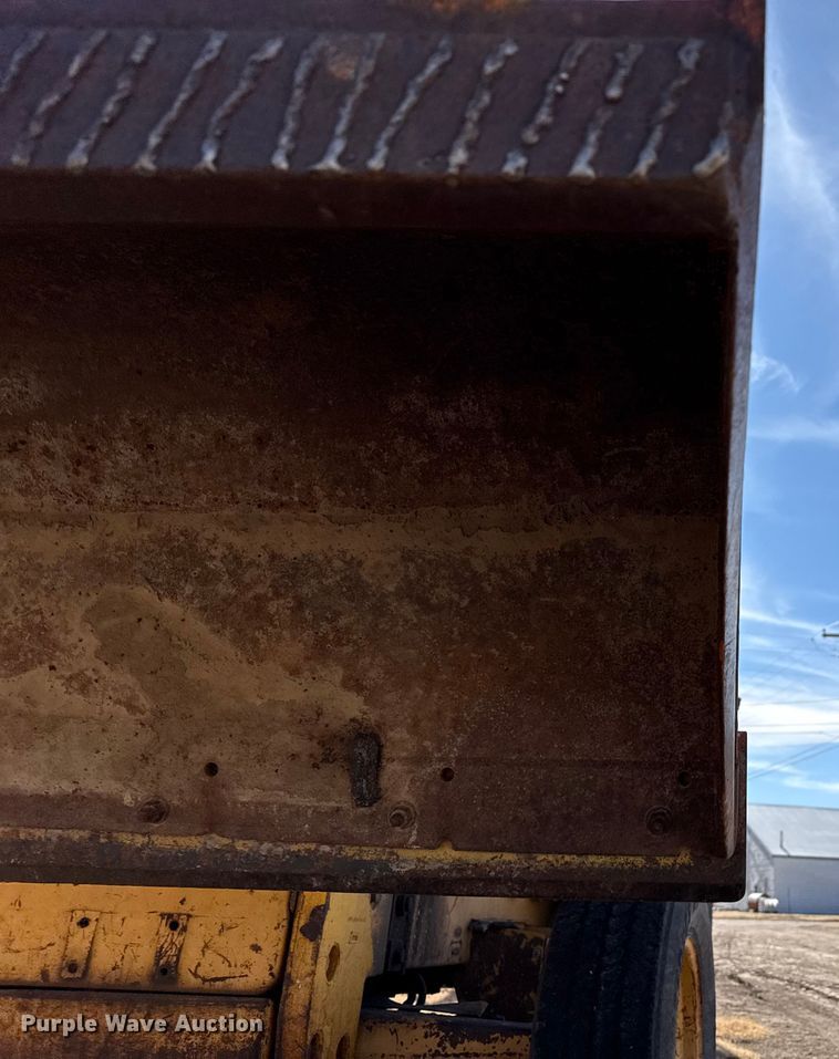 image for item EP2918 Ford 555 backhoe