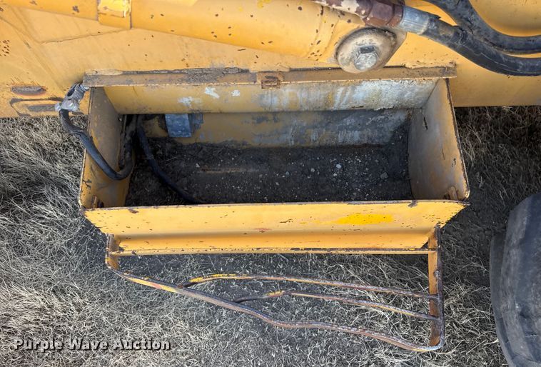 image for item EP2918 Ford 555 backhoe