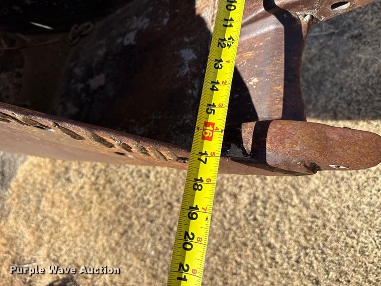 image for item EP2918 Ford 555 backhoe