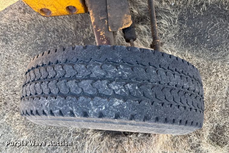 image for item EP2918 Ford 555 backhoe