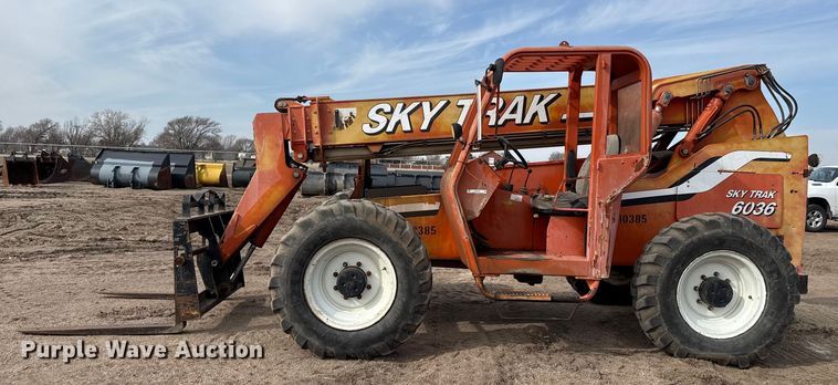 image for item EP2993 2004 Sky Trak 6036 telehandler