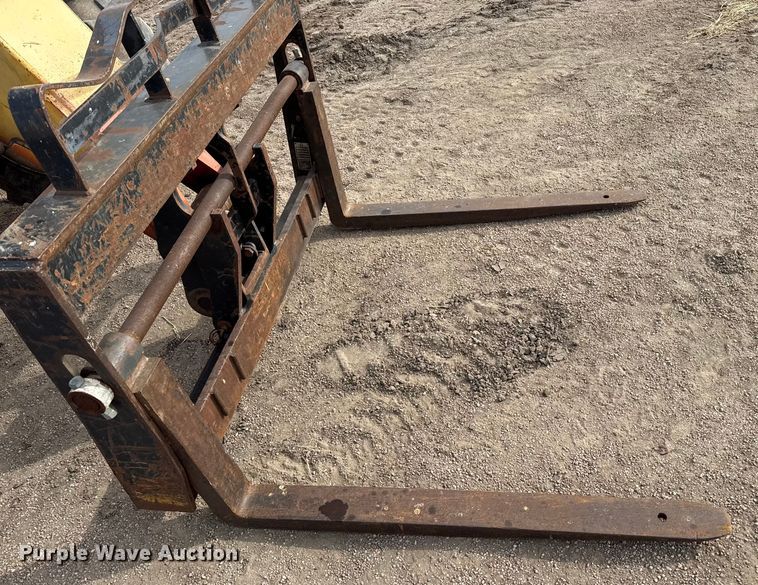 image for item EP2993 2004 Sky Trak 6036 telehandler