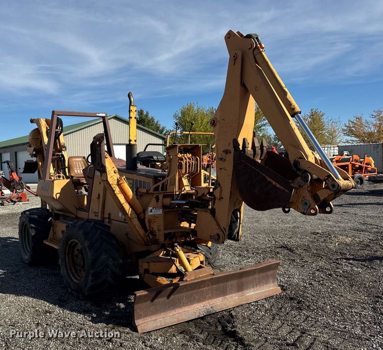 image for item ER0225 1989 Case 760 vibratory cable plow