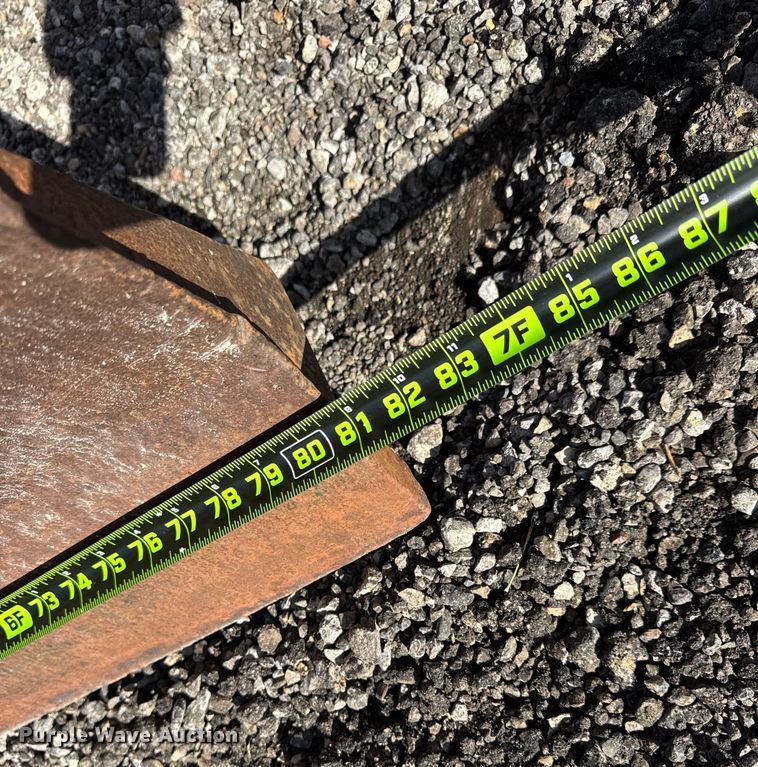 image for item ER0225 1989 Case 760 vibratory cable plow