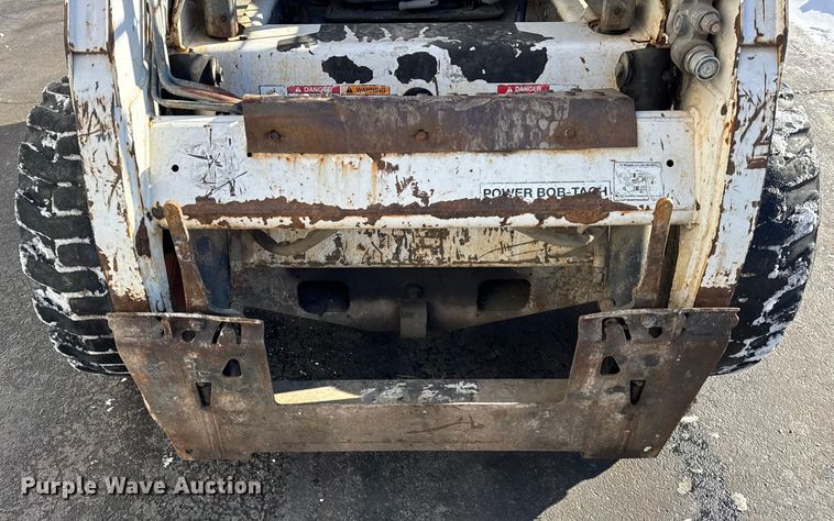 image for item ER0395 2004 Bobcat S160 skid steer loader