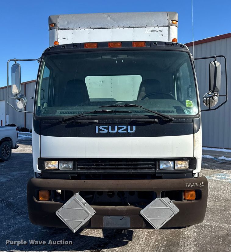 image for item ER0396 2006 Isuzu T7F box truck